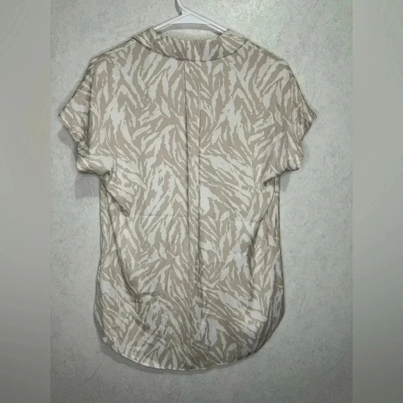 NWT JOIE Tiger Print Dolman Short Sleeve Soft Flowy Lightweight Blouse Top XS - Picture 5 of 7